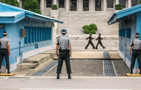 На кордоні КНДР і Південної Кореї сталася стрілянина