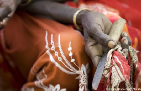 Судан криминализировал так называемое «женское обрезание»