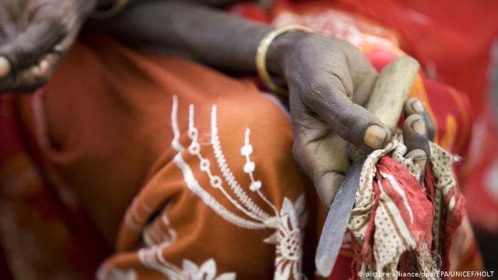 Судан криминализировал так называемое «женское обрезание»