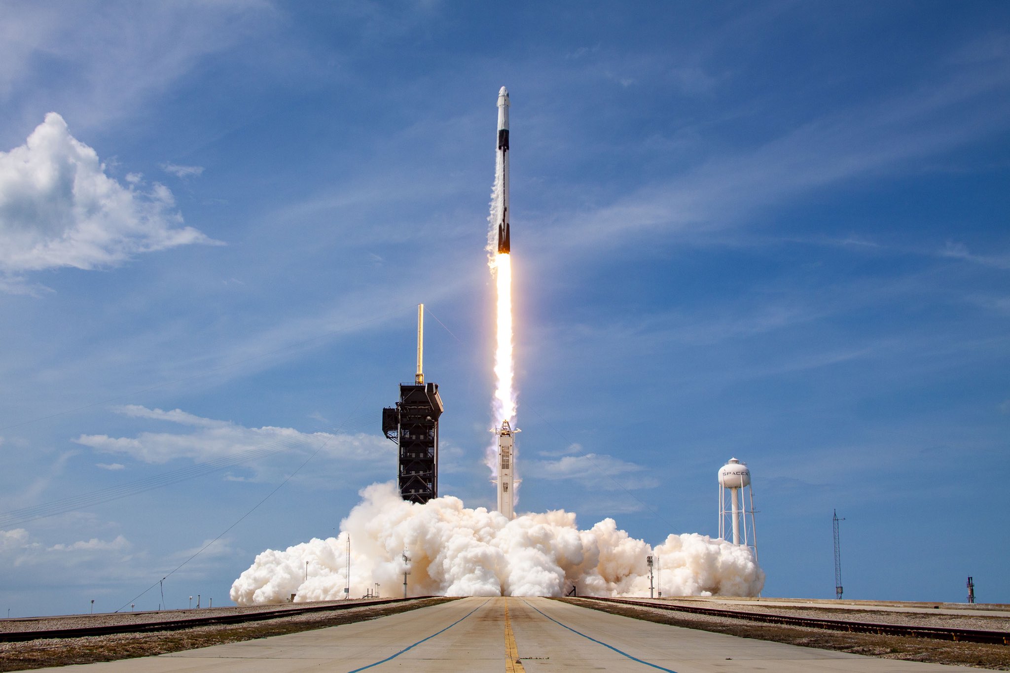 SpaceX успішно запустила ракету Falcon 9 із супутником для Аргентини