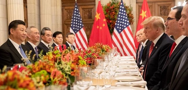 Китай вважає, що деякі політичні сили США «ставлять країни на грань нової холодної війни»