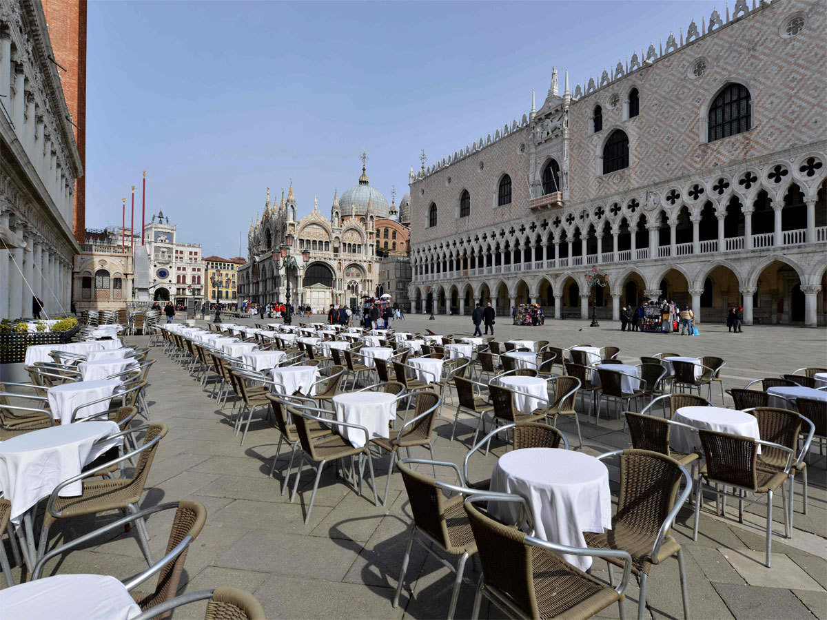 В Італії через тиск регіональної влади з 18 травня відкриваються бари та ресторани