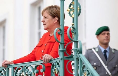 В Германии обсуждают пятый срок канцлера Меркель — глава МВД