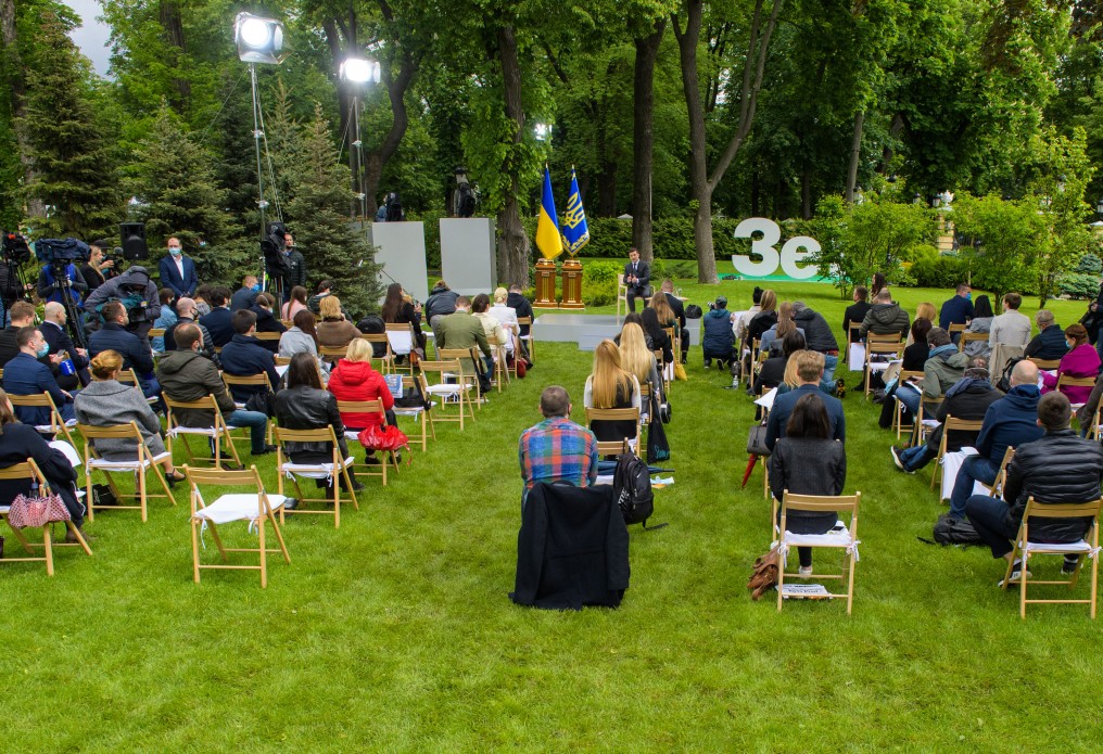 «Я хотел бы быть президентом, после которого в Украине появились дороги: Зеленский заверил, что не свернет программу «Большая стройка»