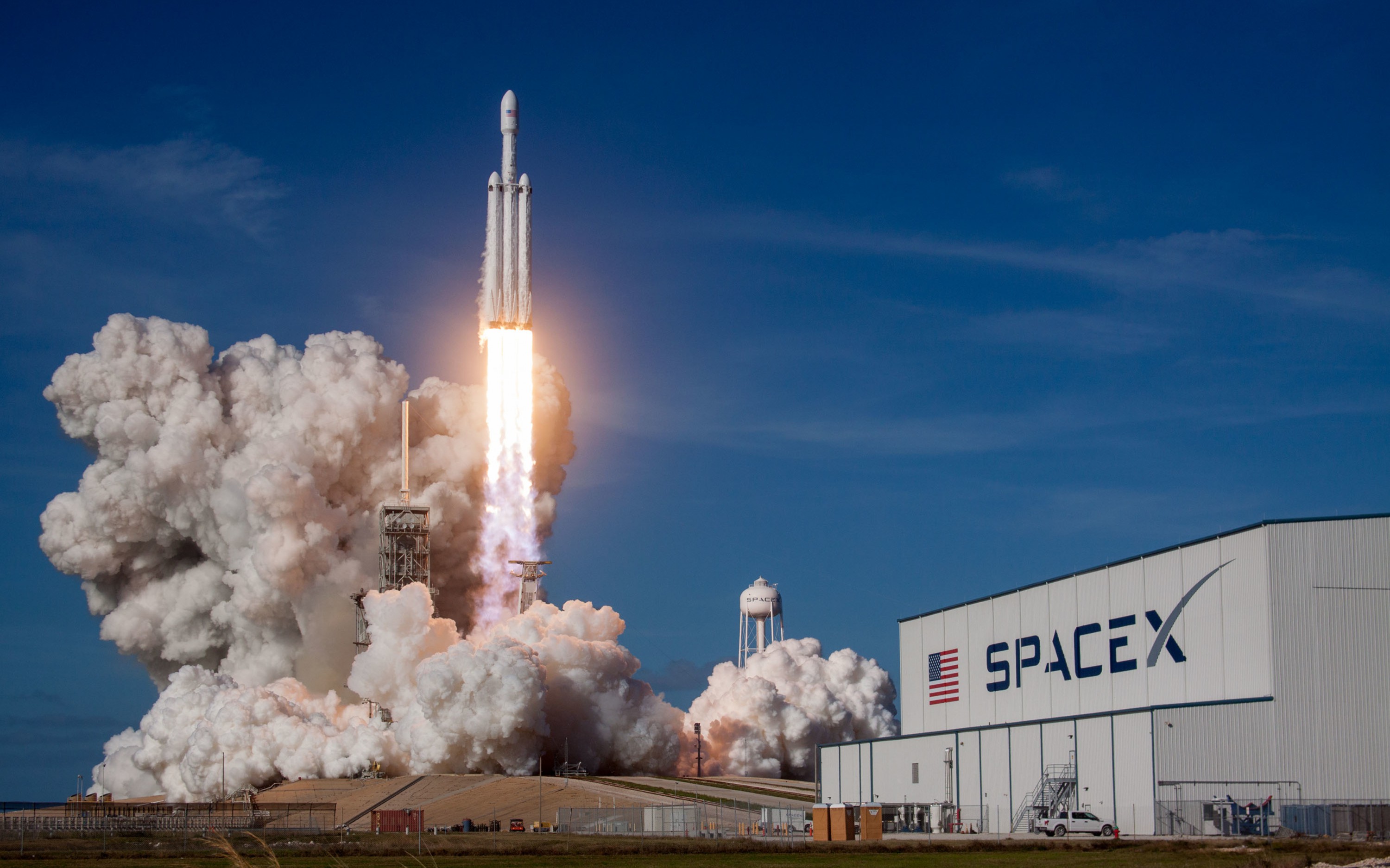 SpaceX готує запуск десятої партії супутників Starlink