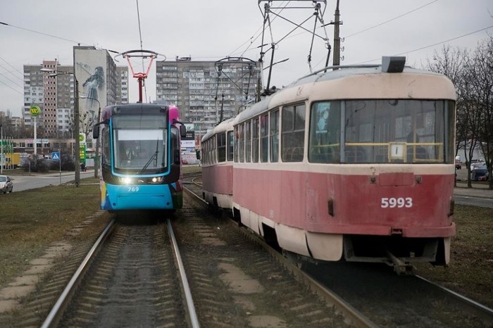 У Києві відсьогодні виходить на маршрути весь громадський транспорт