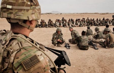 США почали виведення військ з Афганістану