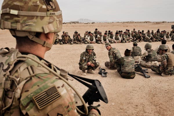 США почали виведення військ з Афганістану