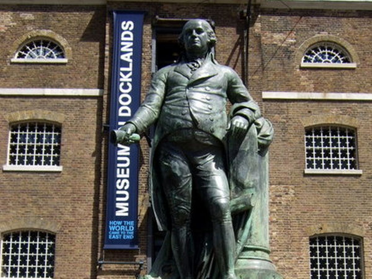 У Лондоні демонтували статую торговцю рабами Роберту Мілліґану