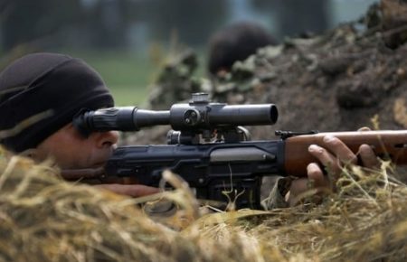 Двоє українських військових дістали поранення на Донбасі