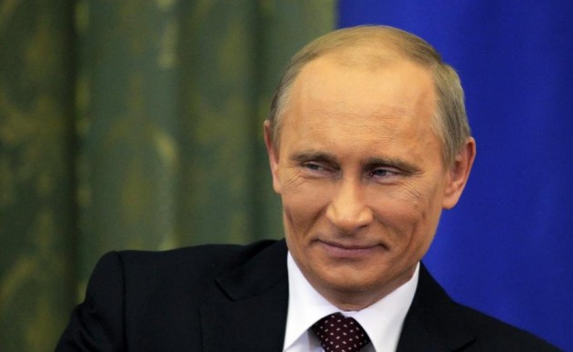 Путин подписал закон о создании базы сведений о россиянах