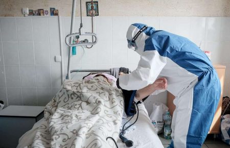 В Україні за добу діагностували коронавірус у 646 людей