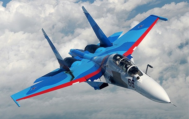 У Росії заявляють, що підіймали у небо винищувачі для перехоплення літаків США над Чорним морем