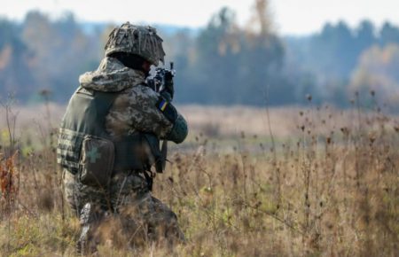 На Донбасі бойовики три рази порушили «тишу», поранений боєць ЗСУ