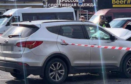 У Києві збили патрульну під час оформлення ДТП: постраждалу шпиталізували до лікарні