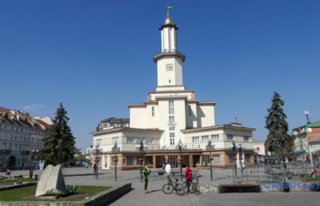 Закривають фітнес-центри та заклади культури: В Івано-Франківській області посилюють карантин