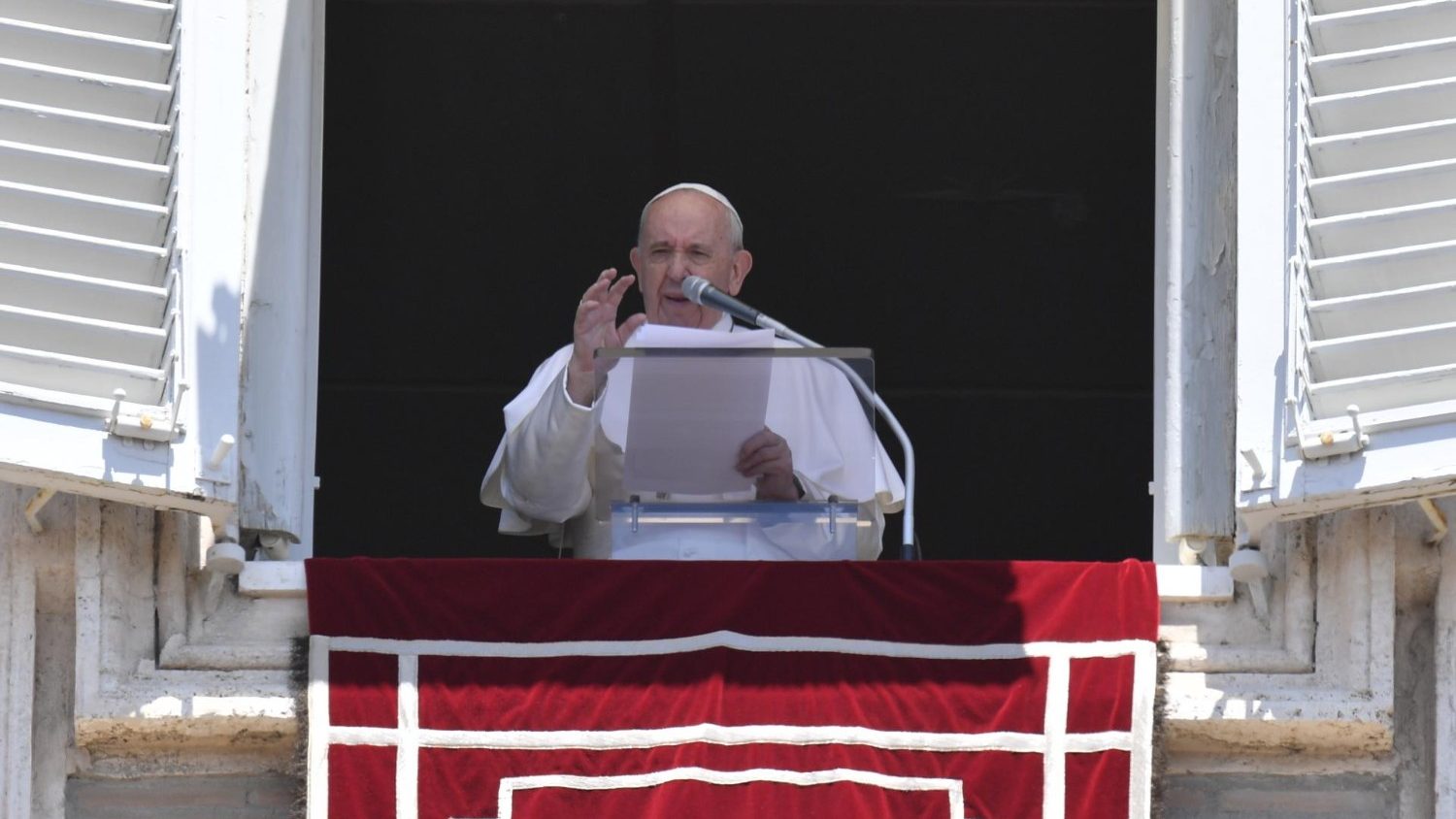 Папа Римський закликав молитися за постраждалих від повеней в Україні