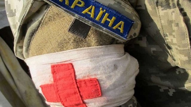 У зоні ООС четверо українських бійців дістали поранень