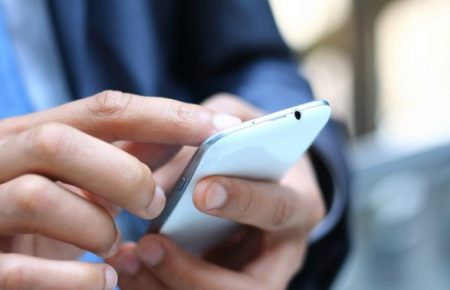Швидкий інтернет та штрафи за спам: як запрацює ринок мобільного зв’язку після прийняття змін у парламенті?