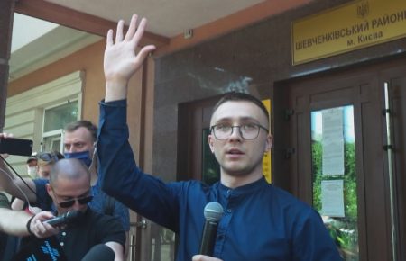 Суд допитає прокурора Радіонова, який відмовлявся підписувати підозру Стерненку
