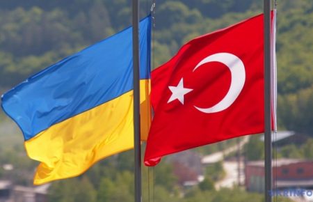 Україна та Туреччина погодили відновлення туристичних подорожей
