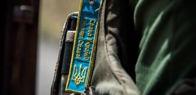 Унаслідок ворожого обстрілу на Донбасі загинув український військовий