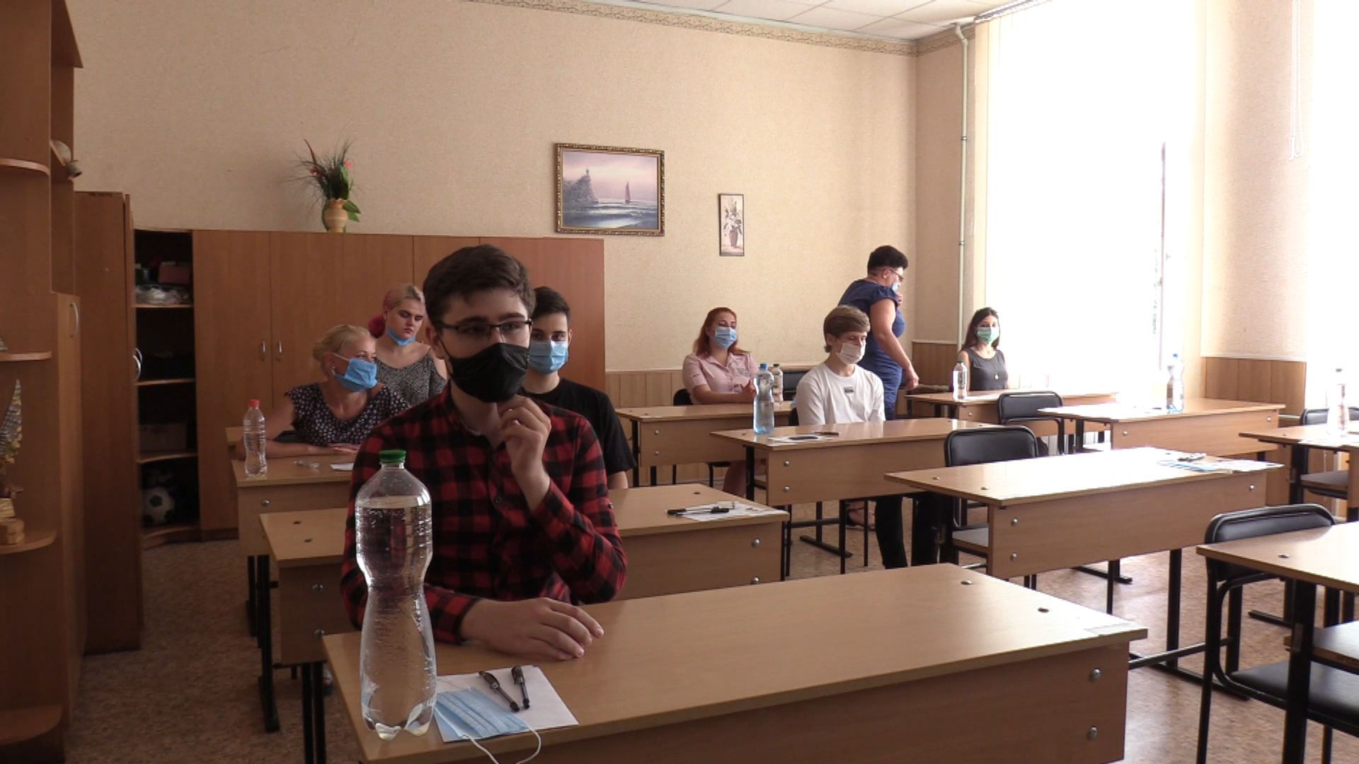 На Луганщині 6 тисяч учнів склали ЗНО з української мови та літератури   