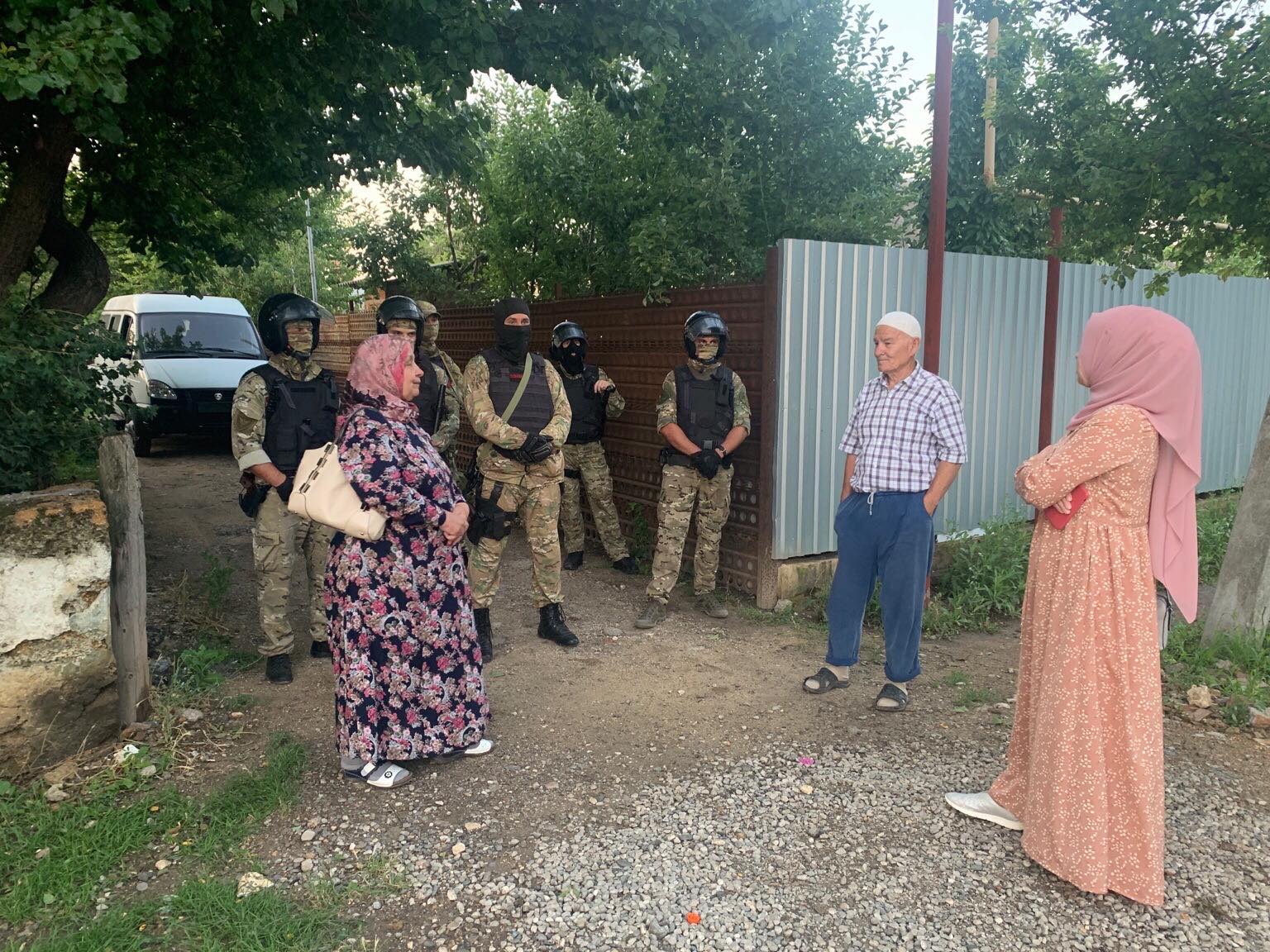 В анексованому Криму силовики прийшли з обшуками до кримських татар