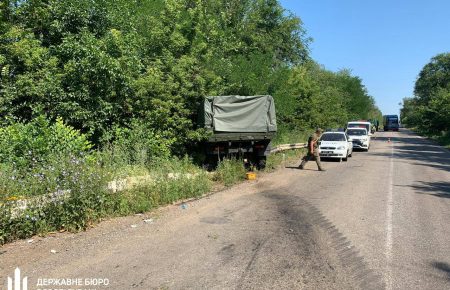 ДТП на трассе Харьков-Симферополь: военный КрАЗ выехал на встречную полосу, два человека погибли