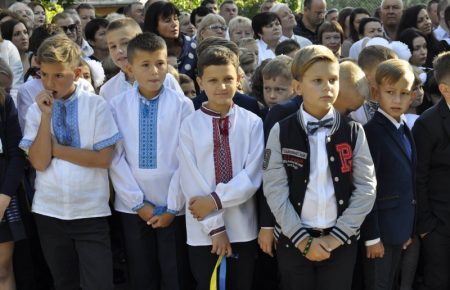 Киевсовет рекомендует школьникам ежедневно исполнять Гимн Украины, но не обязывает — пресс-служба