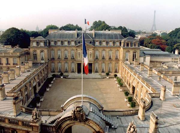 Єлисейський палац назвав новий склад уряду Франції