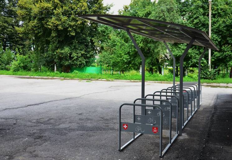 До 1 сентября в Киеве возле школ установят велопарковки — КГГА
