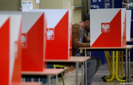 У Польщі розпочалося голосування у другому турі виборів президента