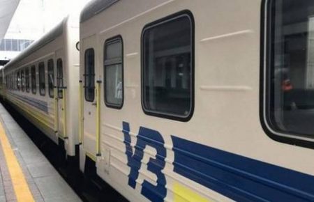 Укрзалізниця відкрила продаж квитків ще на 6 потягів до курортних міст