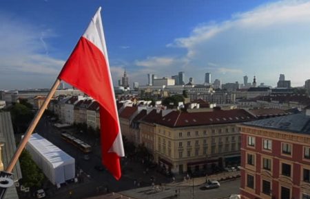 У Польщі збираються обмежити діяльність іноземних медіа