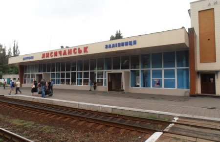 Маршрут пасажирського потяга Київ-Лисичанськ продовжили до Попасної