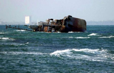 Море возле танкера Delfi не загрязнено нефтепродуктами — ОГА