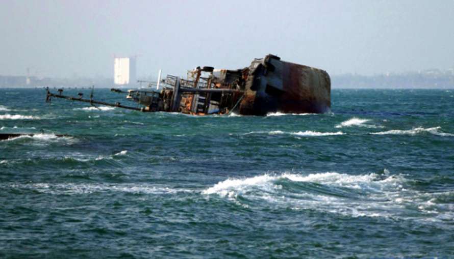 Море возле танкера Delfi не загрязнено нефтепродуктами — ОГА