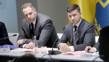 Ближайшее окружение Зеленского может привести Украину к очередной революции — эксперты о делах против Порошенко