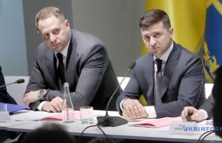 Ближайшее окружение Зеленского может привести Украину к очередной революции — эксперты о делах против Порошенко