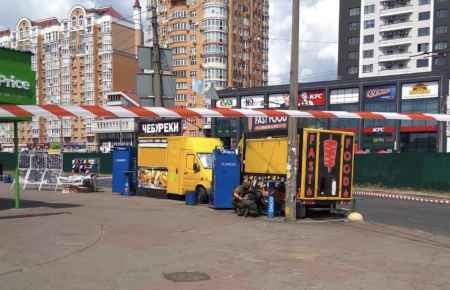 В Киеве на рынке «Минский» обнаружили два самодельных взрывных устройства — Кличко