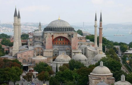 У ЄС висловили жаль через рішення змінити статус собору Святої Софії у Стамбулі