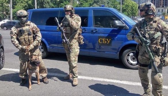 СБУ заявила про затриманя позаштатного співробітника ГРУ, який був одним із кураторів ватажків «ДНР»
