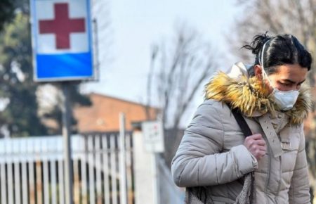 В Україні за добу коронавірус діагностували у 914 людей