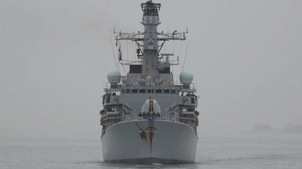 У Чорному морі перебувають 5 російських кораблів і підводний човен із 44 ракетами типу «Калібр»