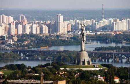У повітрі Києва перевищена концентрація продуктів горіння