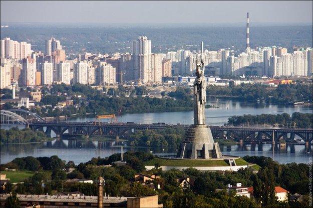 У повітрі Києва перевищена концентрація продуктів горіння