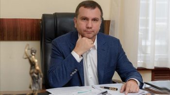 Судді Окружного адмінсуду Києва, яких НАБУ оголосило в розшук, намагаються виграти час — Савін