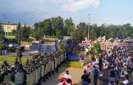 У Білорусі за участь у протестах склали понад 200 протоколів на дітей
