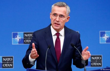 Глава НАТО закликав Росію не втручатись в білоруську кризу